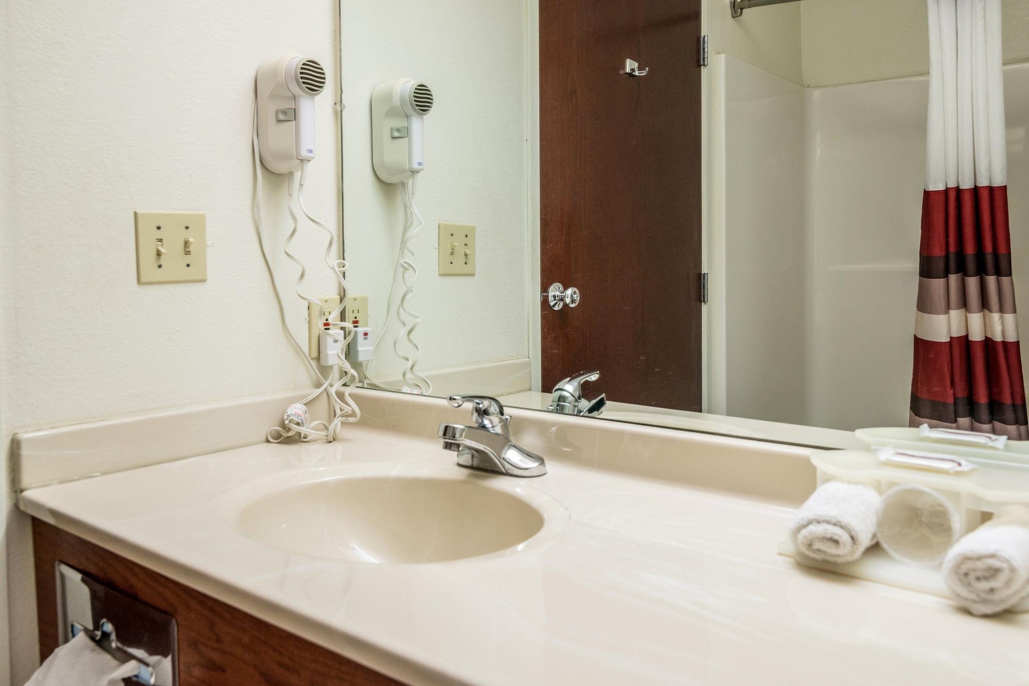 Days Inn By Wyndham Kentland Extérieur photo